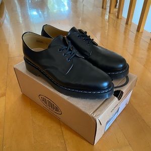 Solovair Gibson Shoe size 9.5 US, 43 EUR